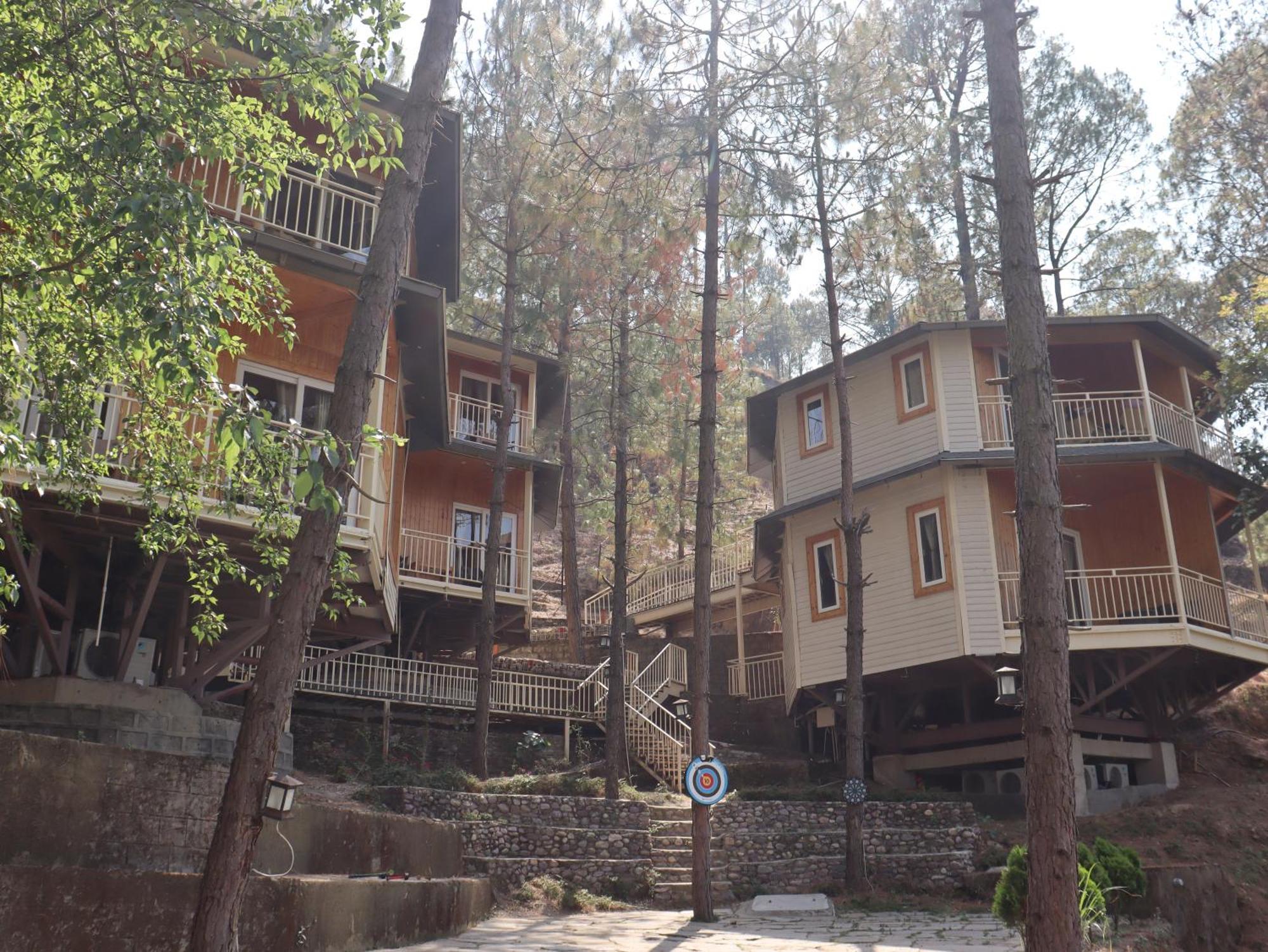 The Woods Retreat Hotel Lansdowne Exterior foto